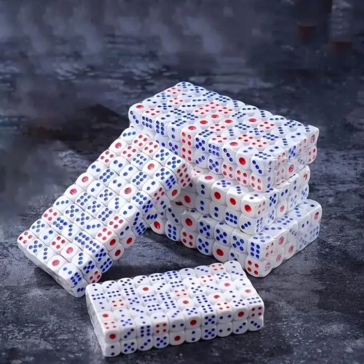 Kostki kości do gry klasyczne 100 sztuk 2 cm. do planszówek