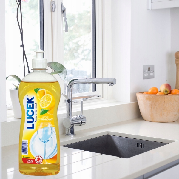 Płyn do mycia naczyń Lucek cytrynowy 0,5 l Polska Chemia