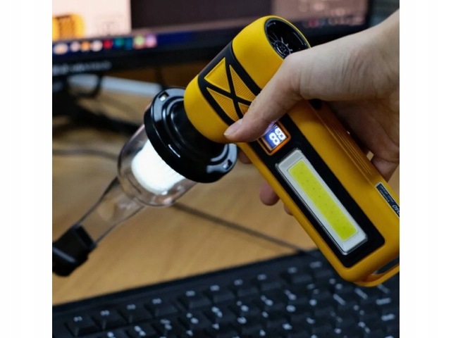 Ręczna dmuchawa odkurzacz samochodowy do auta akumulator 800 mAh z latarką